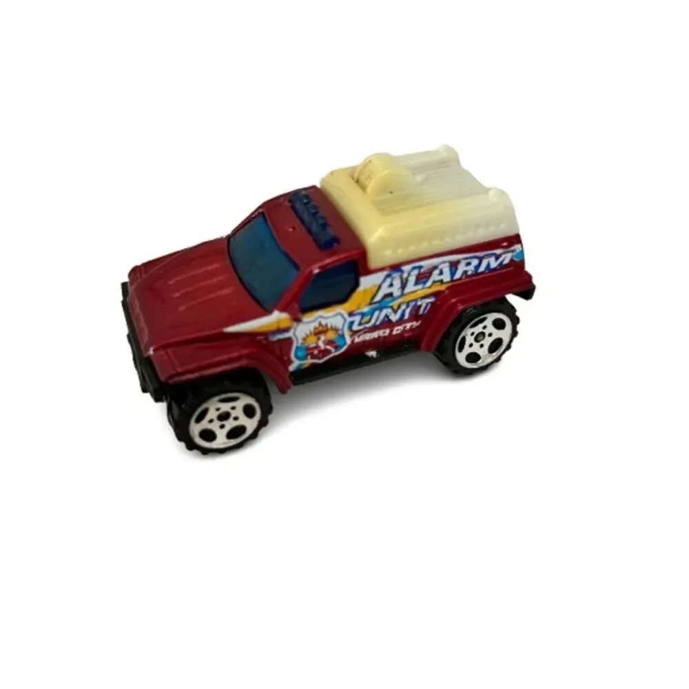 MATCHBOX Hero City Alarm Unit Red Fire Rescue SUV Toy Out-of-Box